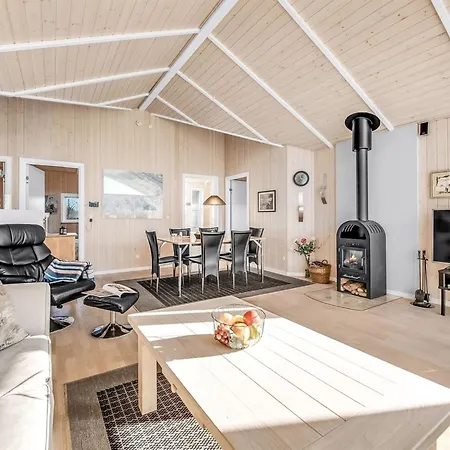 Asgard - 800m To The Fjord By Interhome